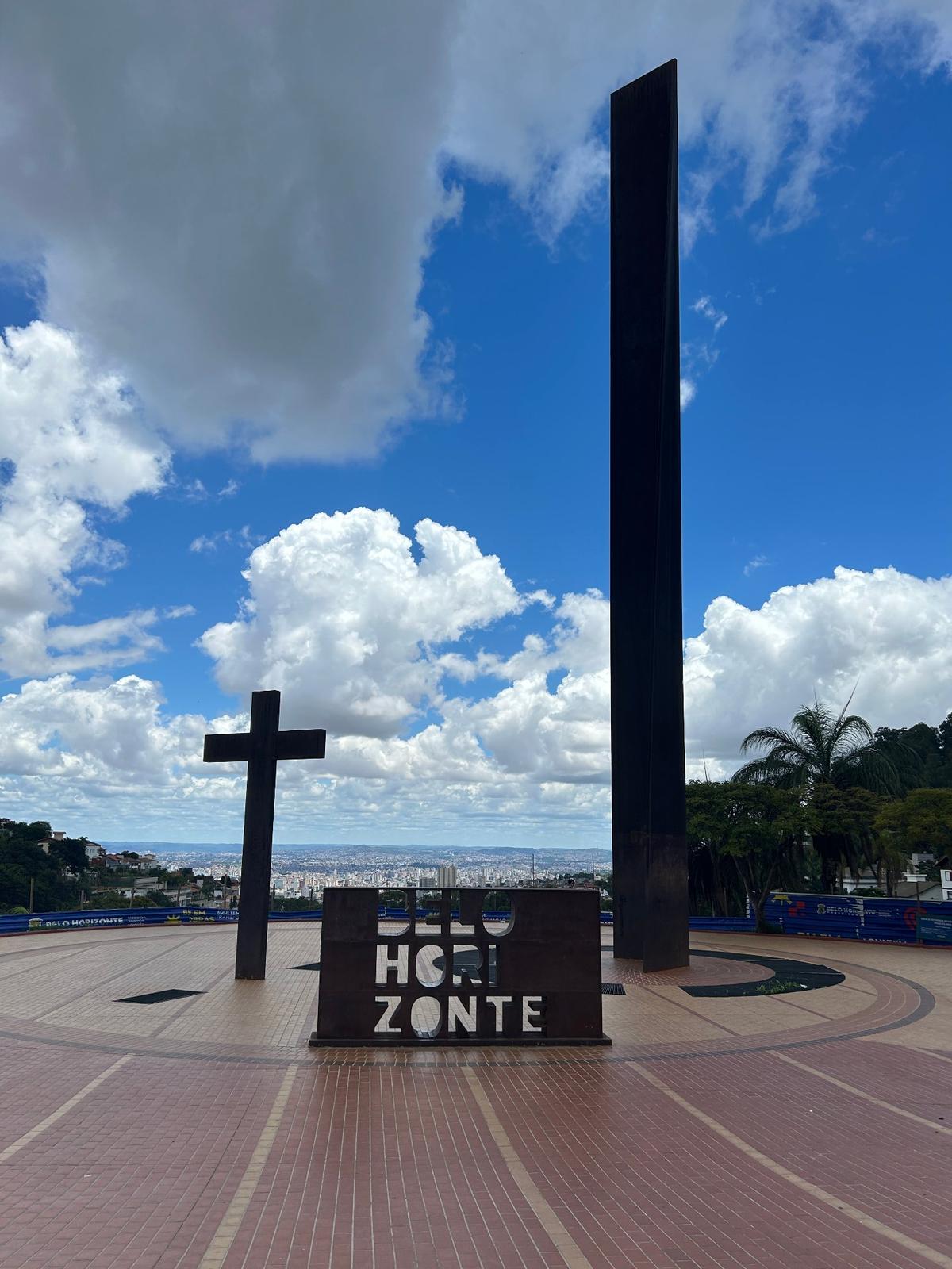 Praça Governador Israel Pinheiro (Praça do Papa)